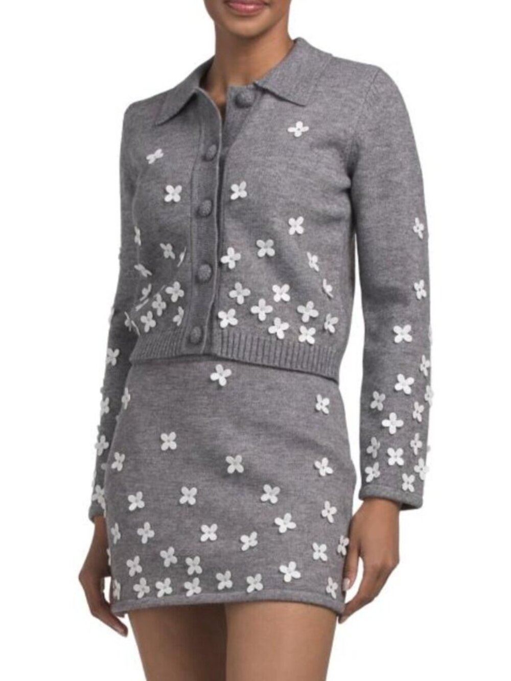 ENDLESS ROSE Floral Applique Knit Cardigan